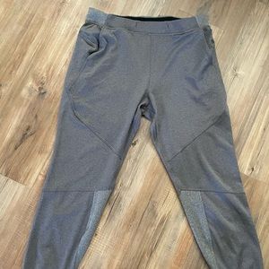 Hylete flexion gray joggers size large